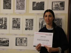 Mes del Grabado: artista de Campana se lleva el primer premio de Xilografía