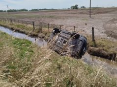 Vuelco en la Ruta 5: terminó en la zanja tras maniobra evasiva