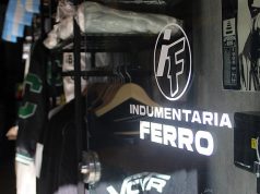 Con luz propia en pleno centro, «Indumentaria Ferro» ya opera en calle 26