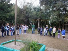 Mejoraron los accesos a la Escuela 23 de Goldney y conmemoraron tres años de jornada completa