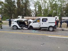Una mujer murió y dos hombres están graves tras un choque frontal en la Ruta 5